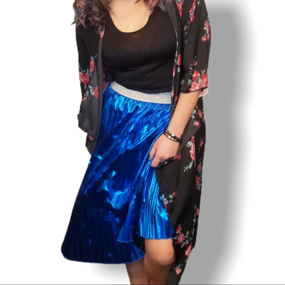 Lularoe JILL metallic blue skirt - XL